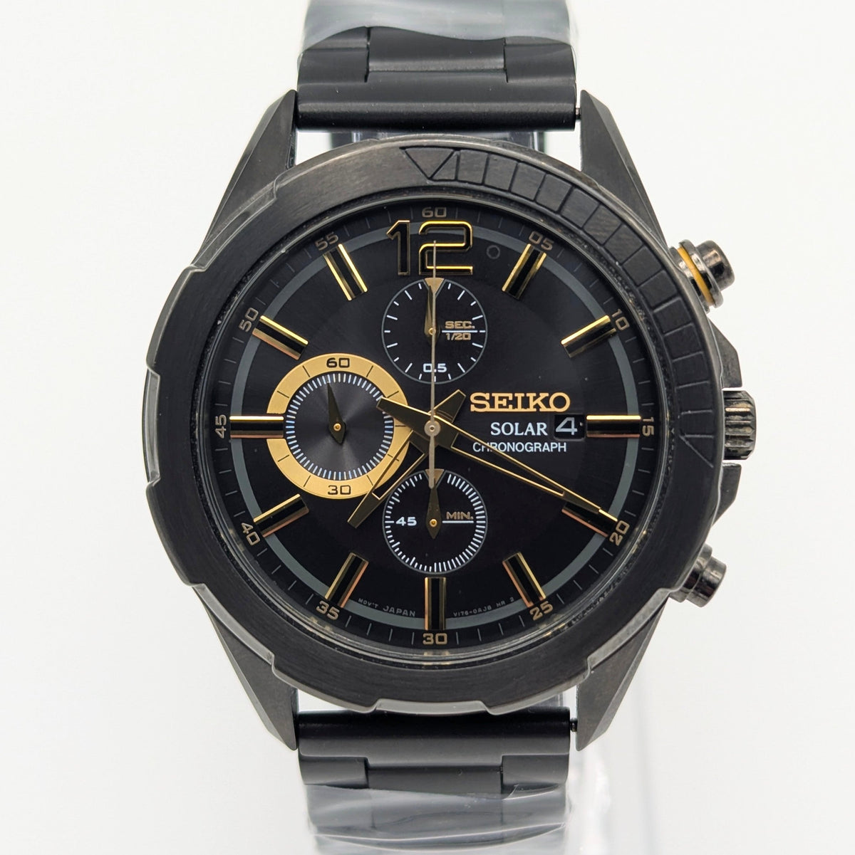 Chronographs - Bezel & Hide