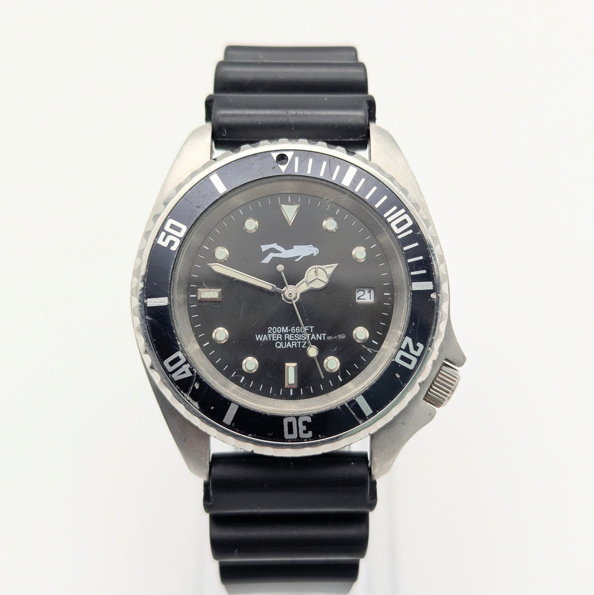 Diver's Watches - Bezel & Hide