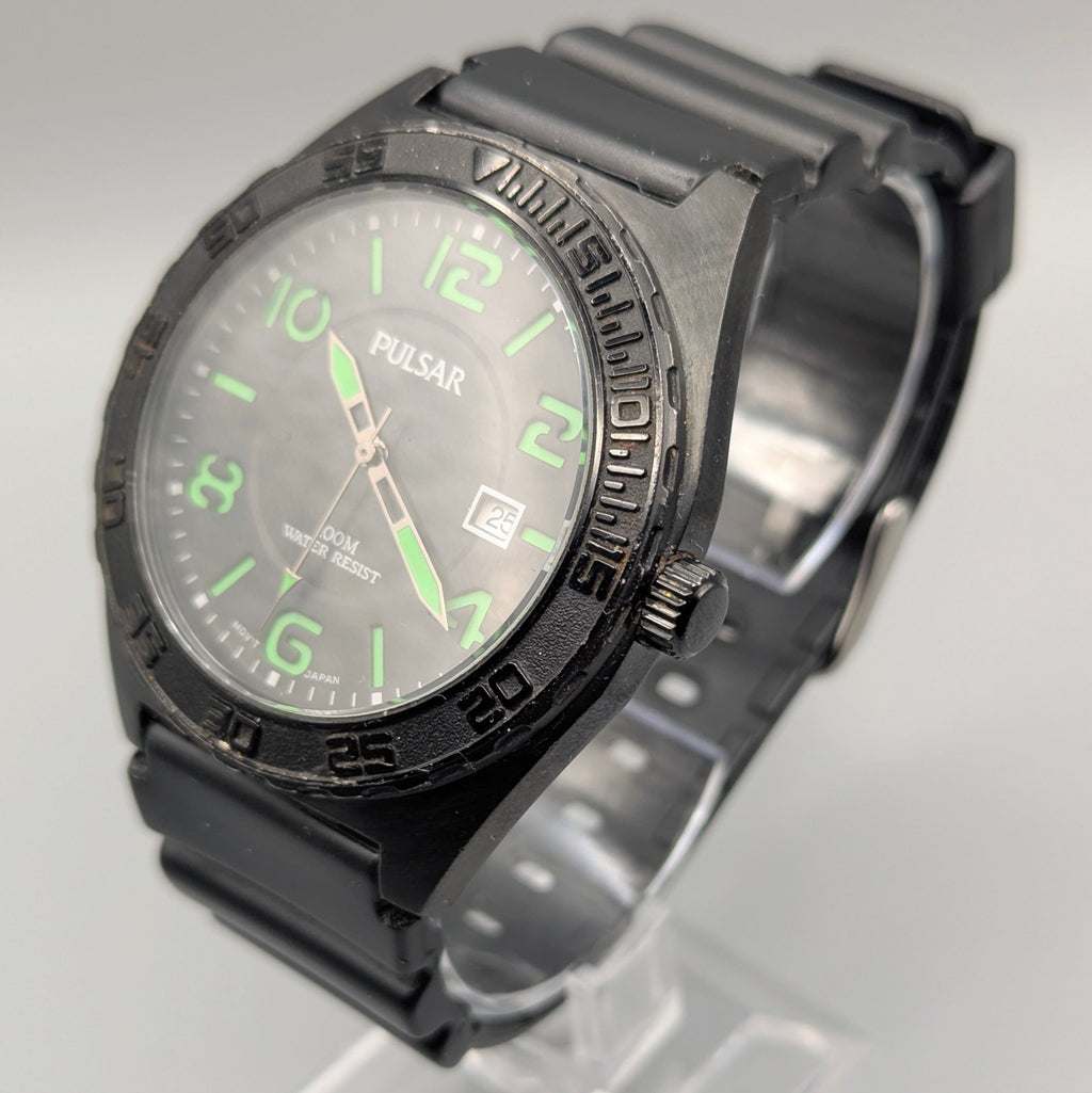 Pulsar YA12-X128 Sport Men's Watch — Black, Green Dial, 45mm, 100m - Bezel & Hide
