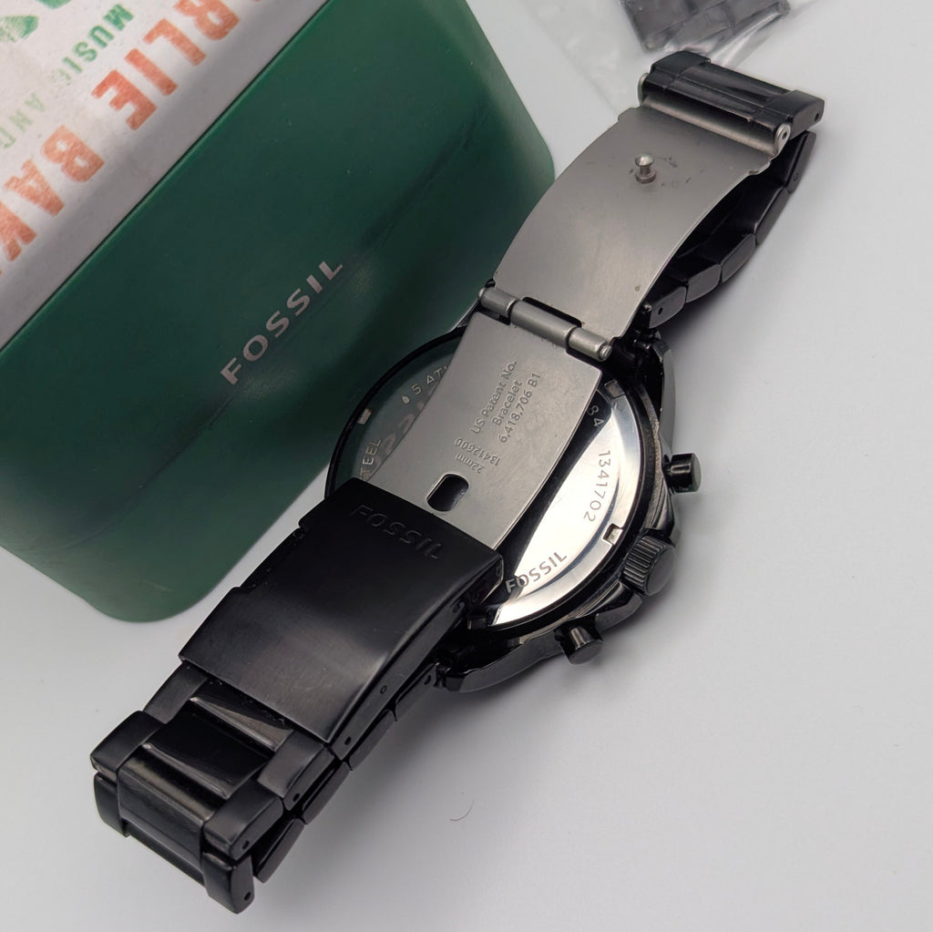 Fossil BQ2184 Quartz Chronograph — Black Dial, Gunmetal-Tone Bracelet, Tin & Spare Links - Bezel & Hide