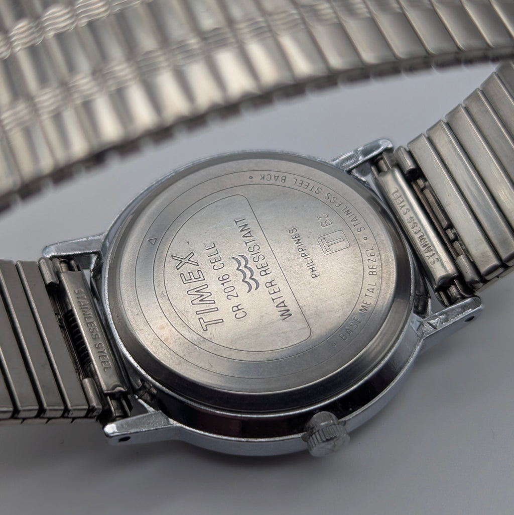 Timex Easy Reader Quartz Watch — White Dial, Silver-Tone Expansion Bracelet, Sold Naked - Bezel & Hide