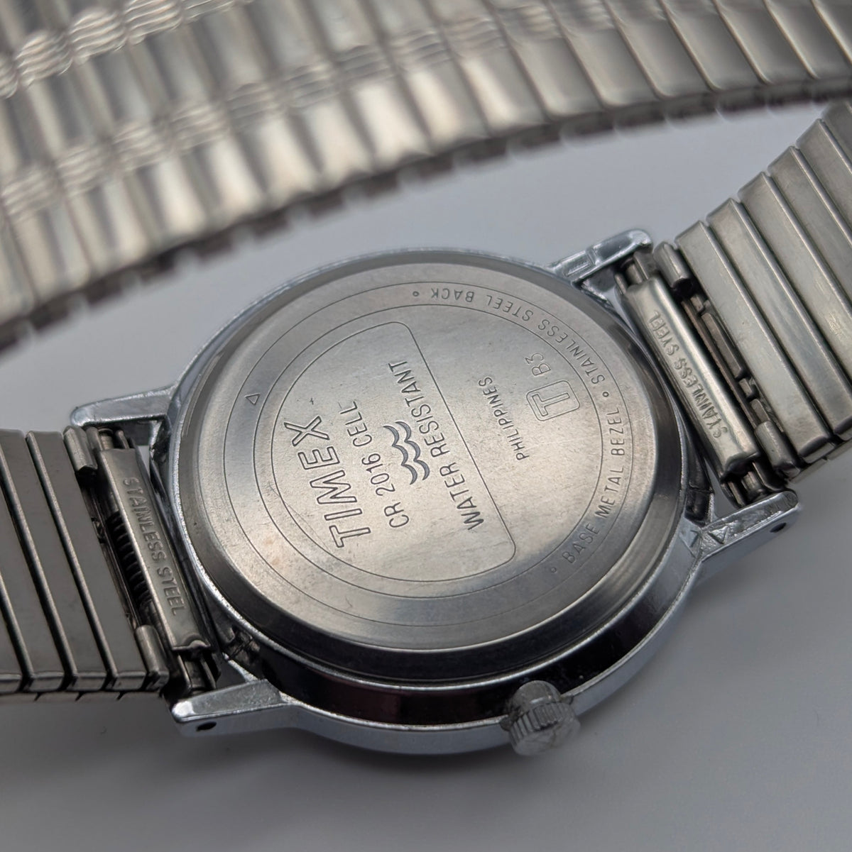 Timex Easy Reader Quartz Watch — White Dial, Silver-Tone Expansion Bracelet, Sold Naked - Bezel & Hide