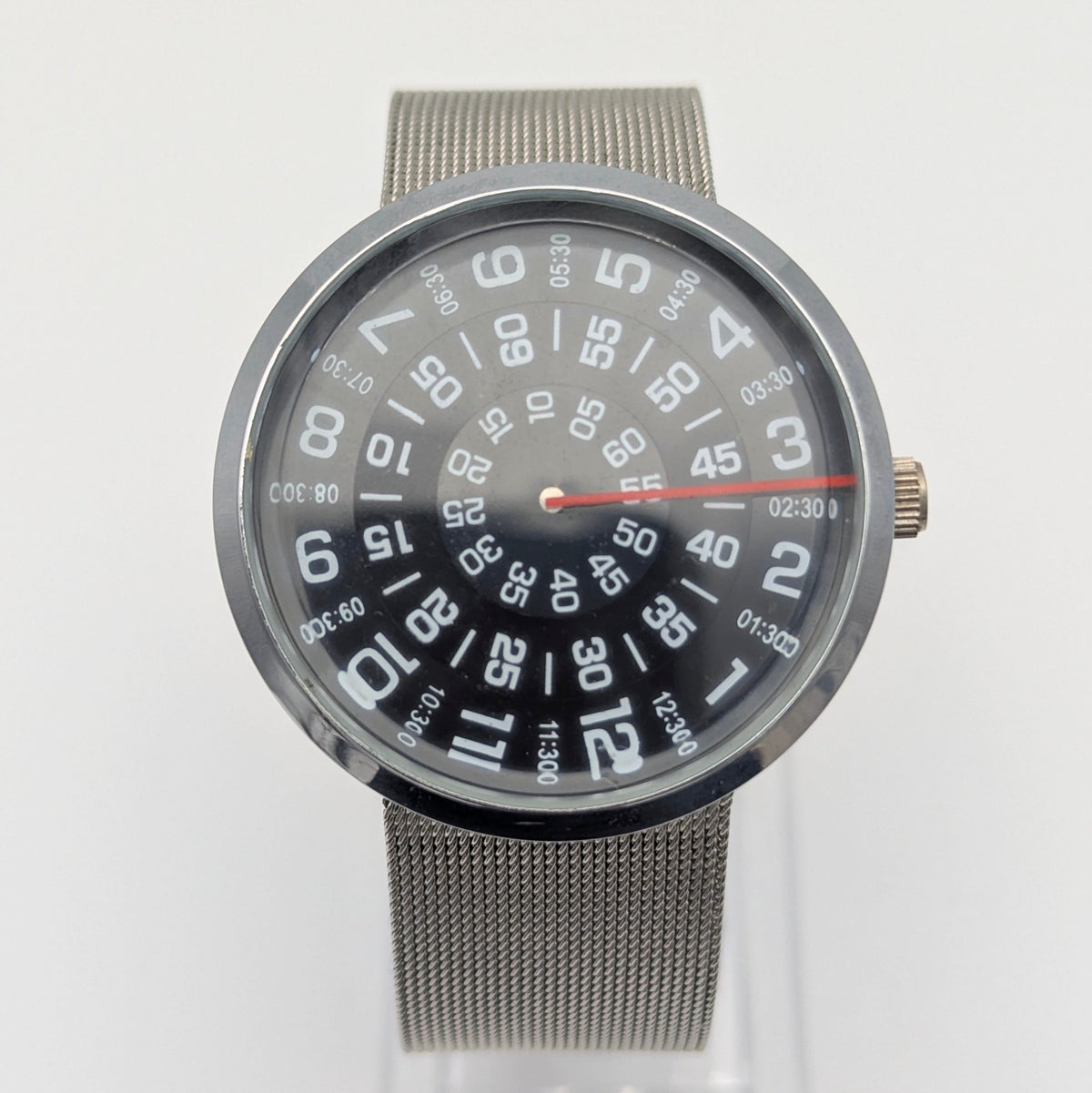 Raidu Spinning Disc Novelty Watch — Quartz, Mesh Strap, Sold Naked - Bezel & Hide