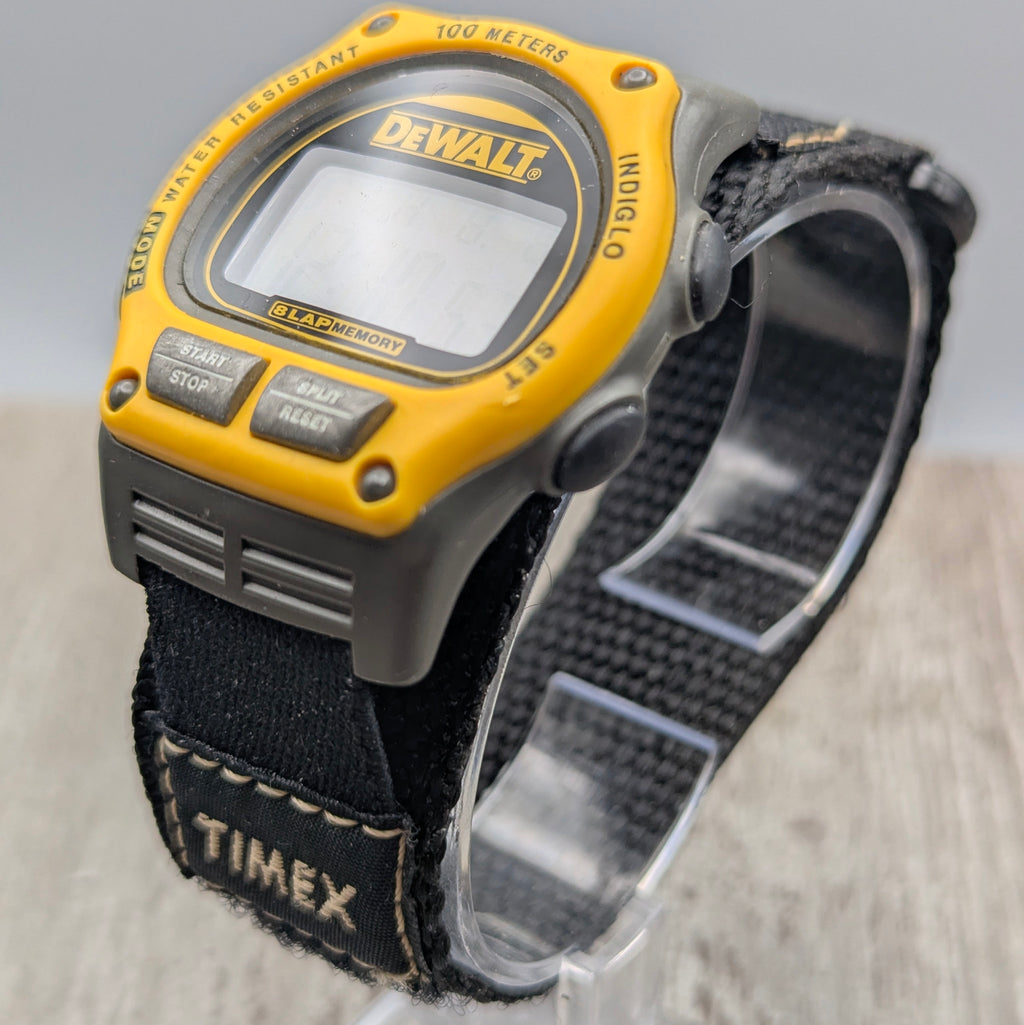 Timex x DeWalt Collaboration Watch – Pre-Owned - Bezel & Hide