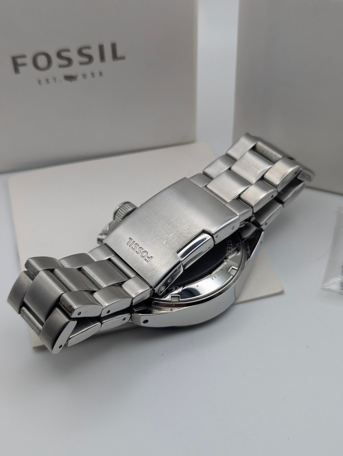 Fossil CH2600 Chronograph — Black Dial, Stainless Steel Bracelet, Box & Spare Links - Bezel & Hide