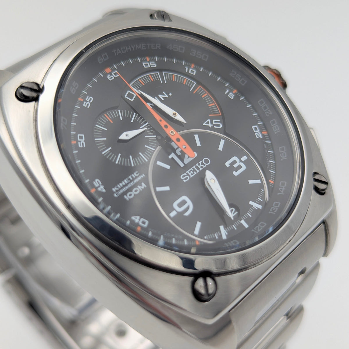 Seiko 7L22-0BB0 Kinetic Flyback Chronograph — Limited Edition 200/200, Black Dial - Bezel & Hide