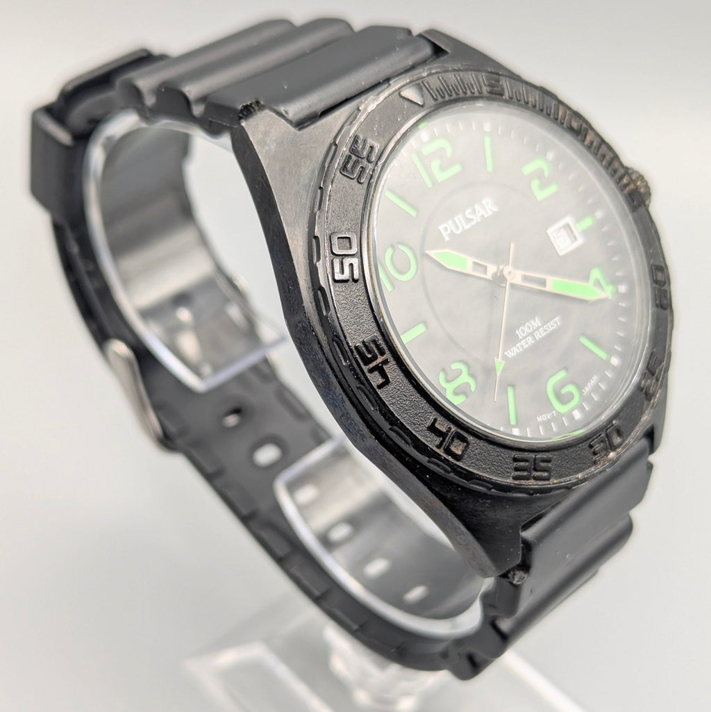 Pulsar YA12-X128 Sport Men's Watch — Black, Green Dial, 45mm, 100m - Bezel & Hide