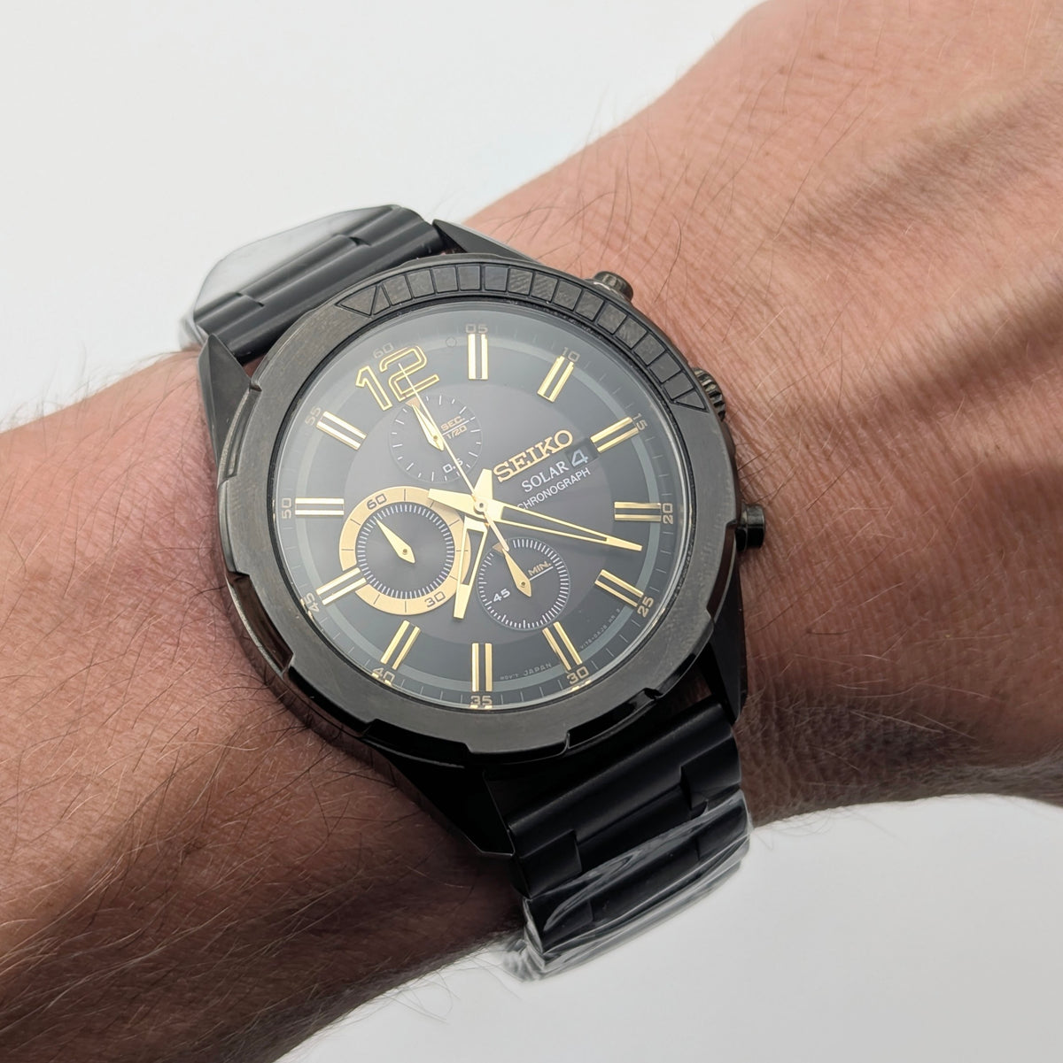 Seiko Recraft Solar Chronograph - Bezel & Hide