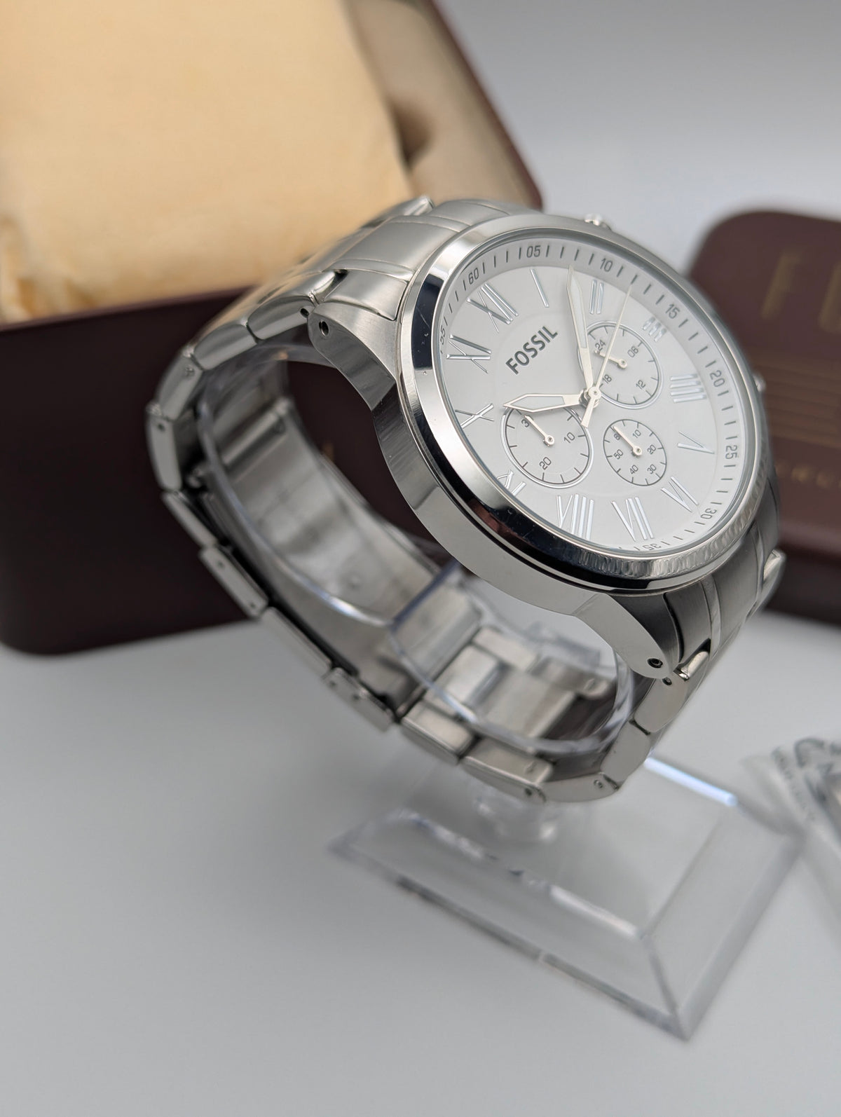 Fossil BQ1740 Chronograph — White Dial, Stainless Steel Bracelet, Tin & Spare Links - Bezel & Hide