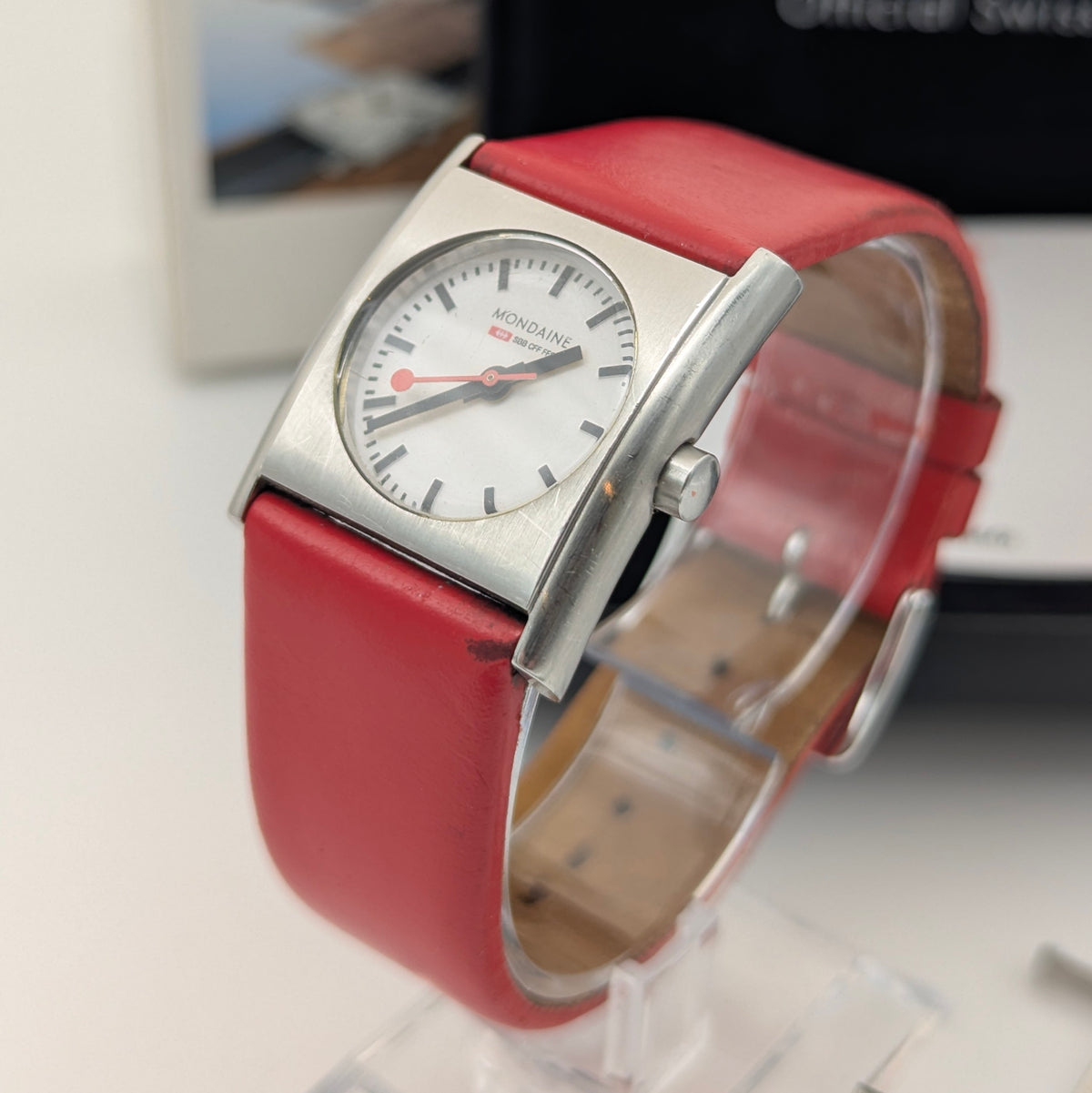 Mondaine Official Swiss Railways Watch L 30 388 OT 7S — Cushion Square, White Dial, Red Leather Strap - Bezel & Hide