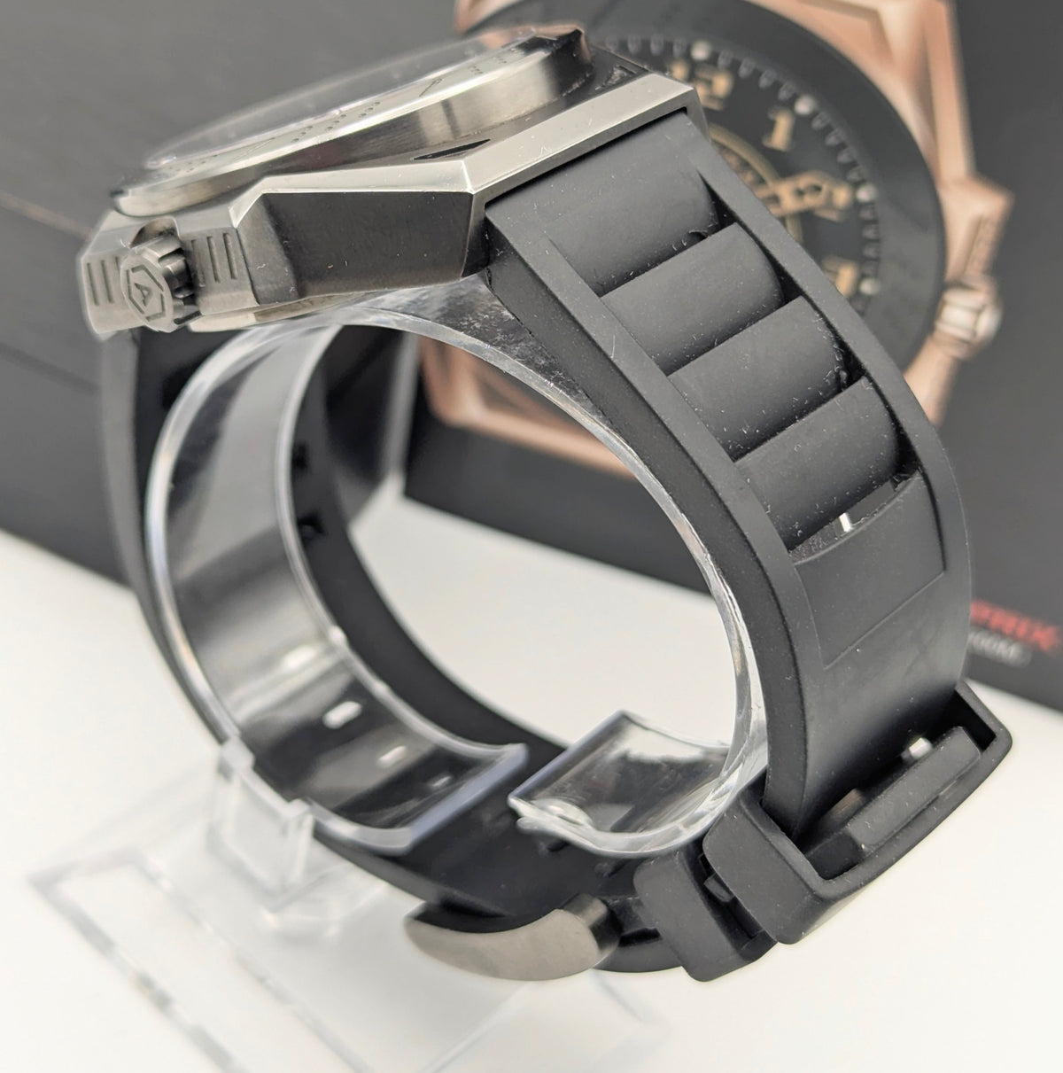 Ancon Grand Prix GP104-0045 Automatic Men's Watch — Gunmetal Black, 47mm, 200m - Bezel & Hide