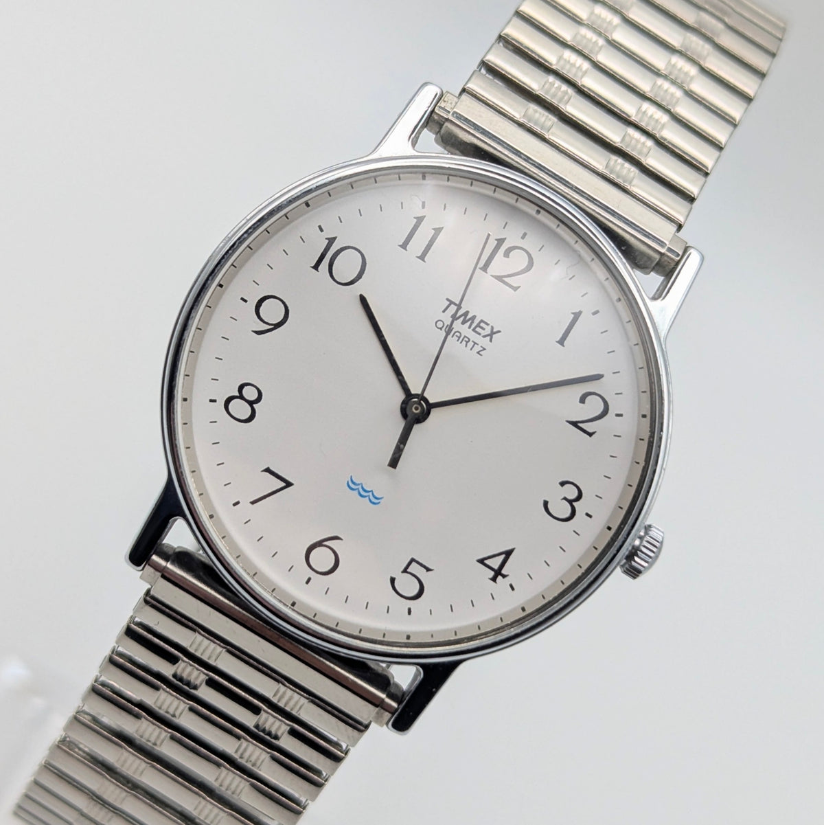 Timex Easy Reader Quartz Watch — White Dial, Silver-Tone Expansion Bracelet, Sold Naked - Bezel & Hide