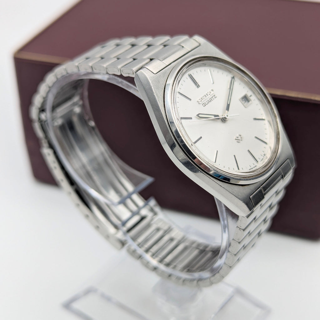 Seiko SQ 5H22 Vintage Quartz Watch 1986 — Silver Dial, Boxed - Bezel & Hide