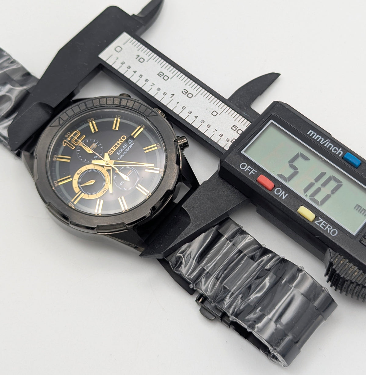 Seiko Recraft Solar Chronograph - Bezel & Hide