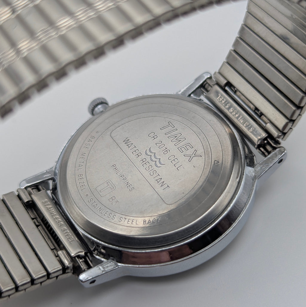 Timex Easy Reader Quartz Watch — White Dial, Silver-Tone Expansion Bracelet, Sold Naked - Bezel & Hide
