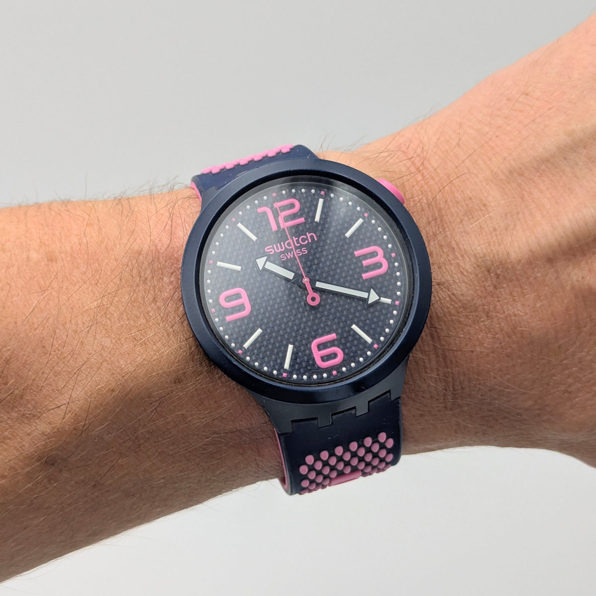 Swatch Big Bold Pinkindots SB05N400 — 47mm, Black Dial, Pink & Navy Strap, Sold Naked - Bezel & Hide