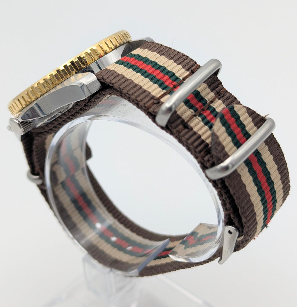 Dive Dynamics 1980s Quartz Day-Date Watch | MRP SA Case | Gold-Tone Bezel - Bezel & Hide