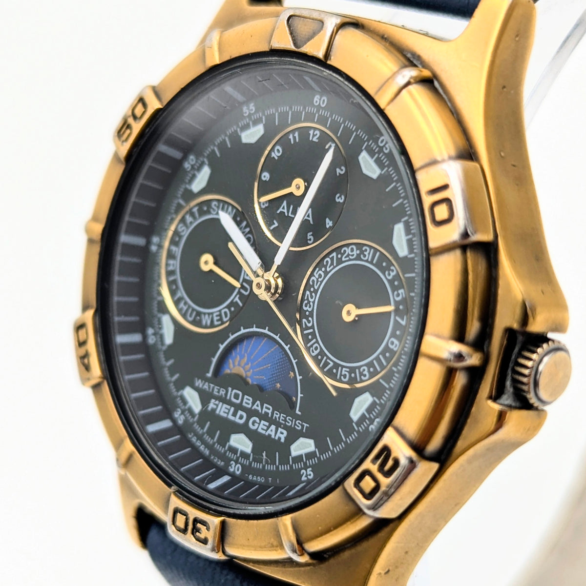 Alba Field Gear V33F-6A80 Triple Calendar Watch – Gold Tone, Dark Dial