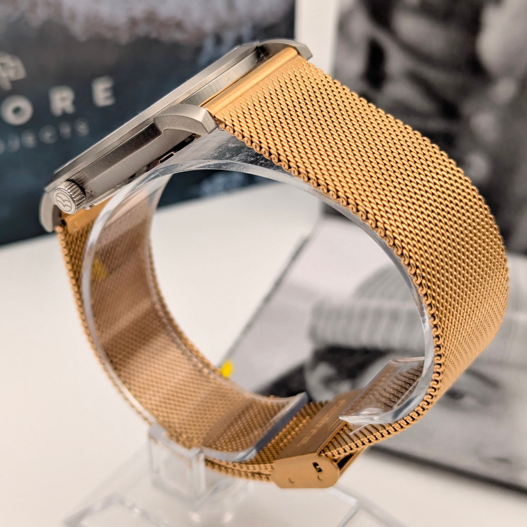 Shore Projects Ludlow — Ice Blue Dial, Gold-Tone Mesh, Quartz, With Box & Instructions - Bezel & Hide
