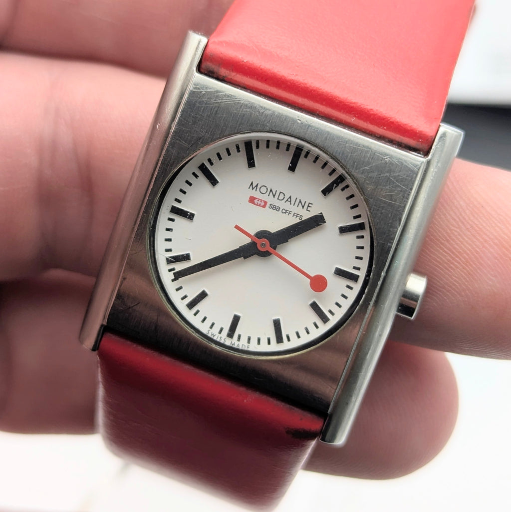 Mondaine Official Swiss Railways Watch L 30 388 OT 7S — Cushion Square, White Dial, Red Leather Strap - Bezel & Hide