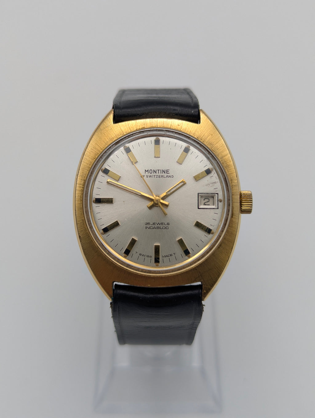 Montine of Switzerland Manual Wind Watch — 1970s Gold-Tone Elegance, Sold Naked - Bezel & Hide
