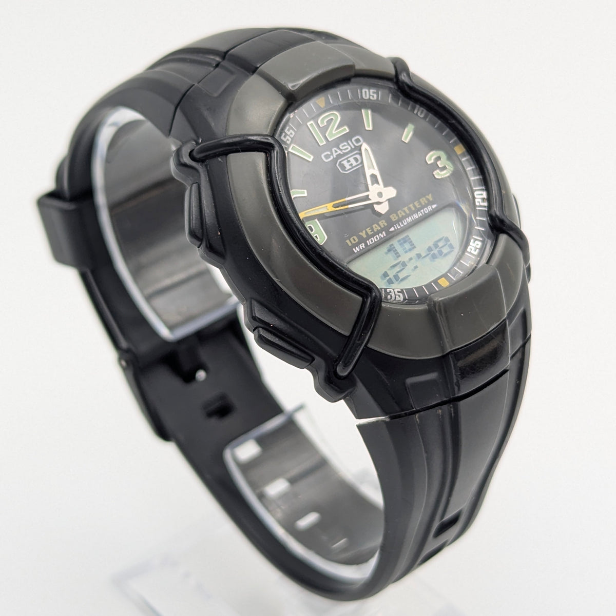 Casio ana/digital watch - Bezel & Hide