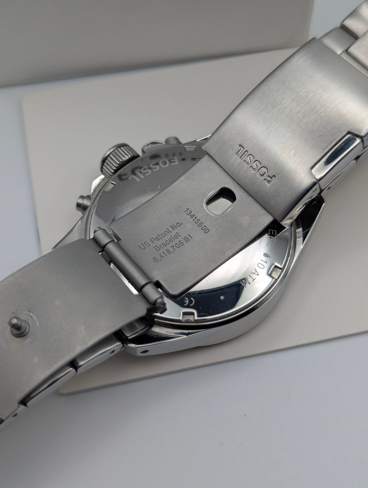 Fossil CH2600 Chronograph — Black Dial, Stainless Steel Bracelet, Box & Spare Links - Bezel & Hide