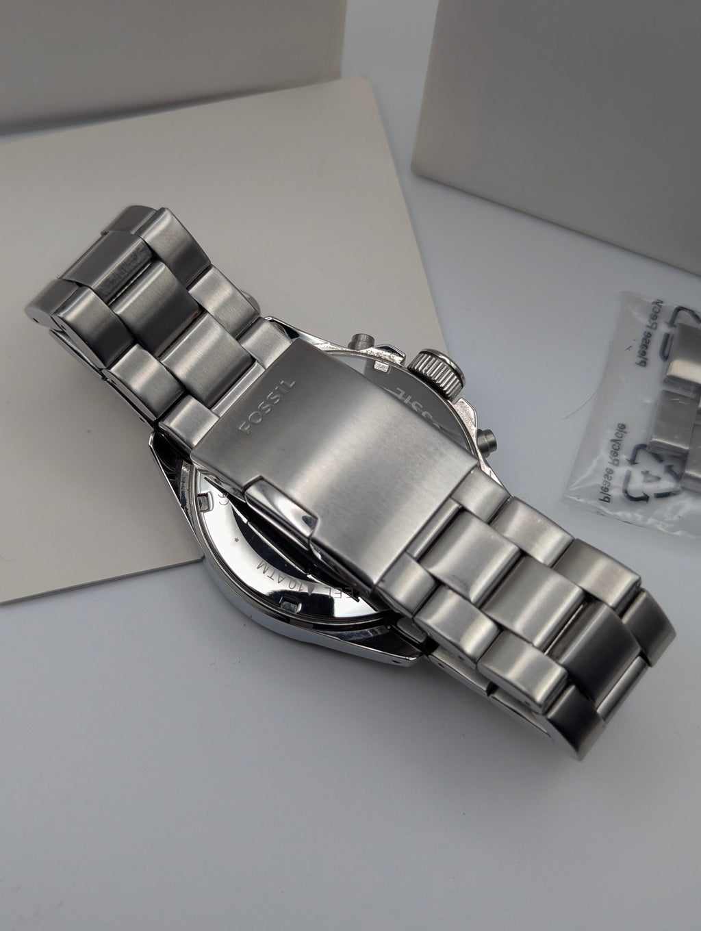 Fossil CH2600 Chronograph — Black Dial, Stainless Steel Bracelet, Box & Spare Links - Bezel & Hide