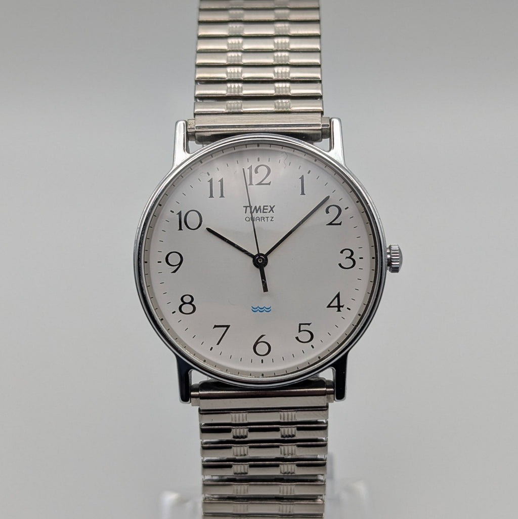 Timex Easy Reader Quartz Watch — White Dial, Silver-Tone Expansion Bracelet, Sold Naked - Bezel & Hide
