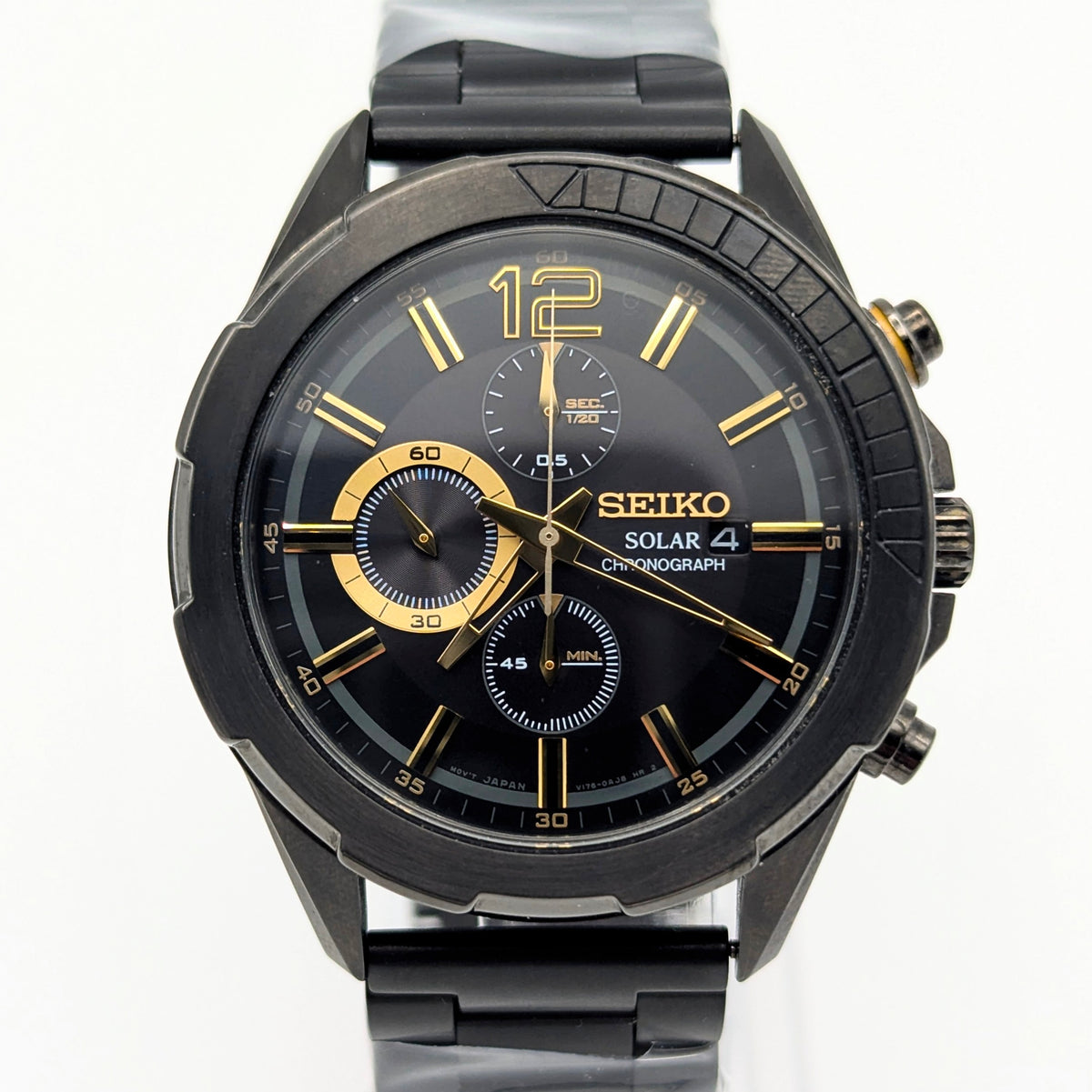 Seiko Recraft Solar Chronograph - Bezel & Hide