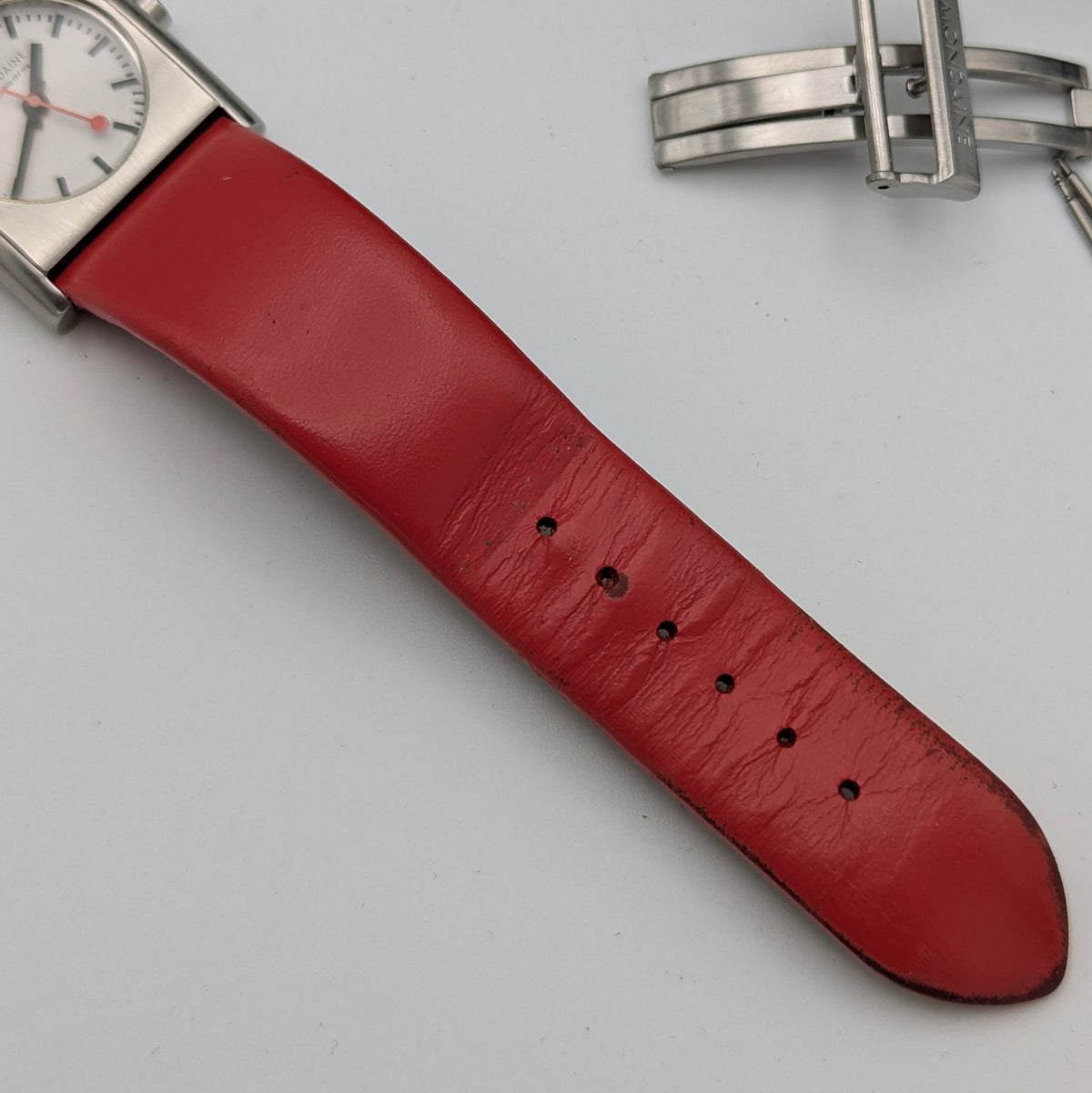 Mondaine Official Swiss Railways Watch L 30 388 OT 7S — Cushion Square, White Dial, Red Leather Strap - Bezel & Hide