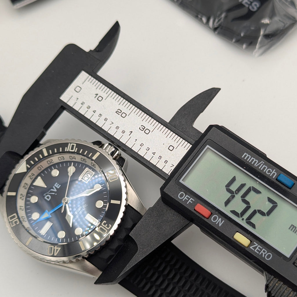 DIVE Watches — Hadal GMT | Dual-GMT Automatic Diver, Limited Edition (Serial: 0725014) - Bezel & Hide