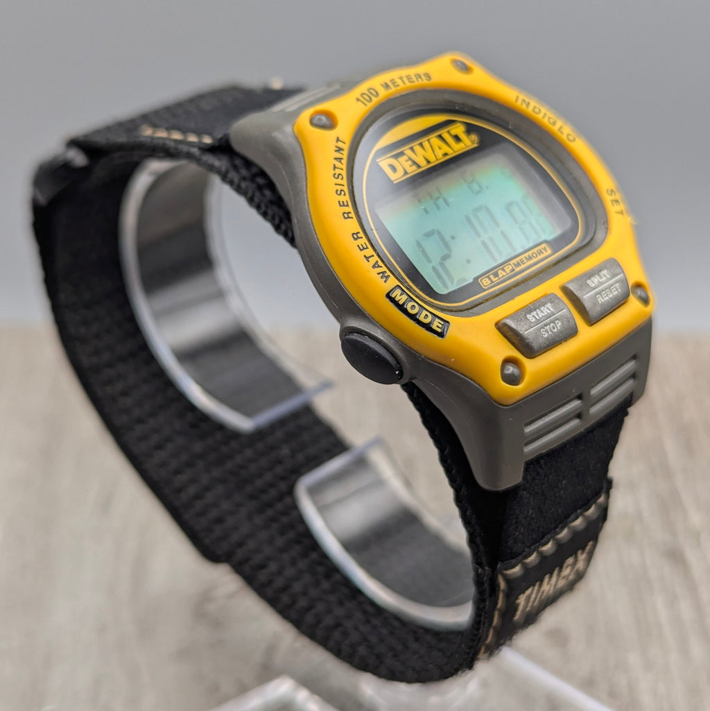 Timex x DeWalt Collaboration Watch – Pre-Owned - Bezel & Hide