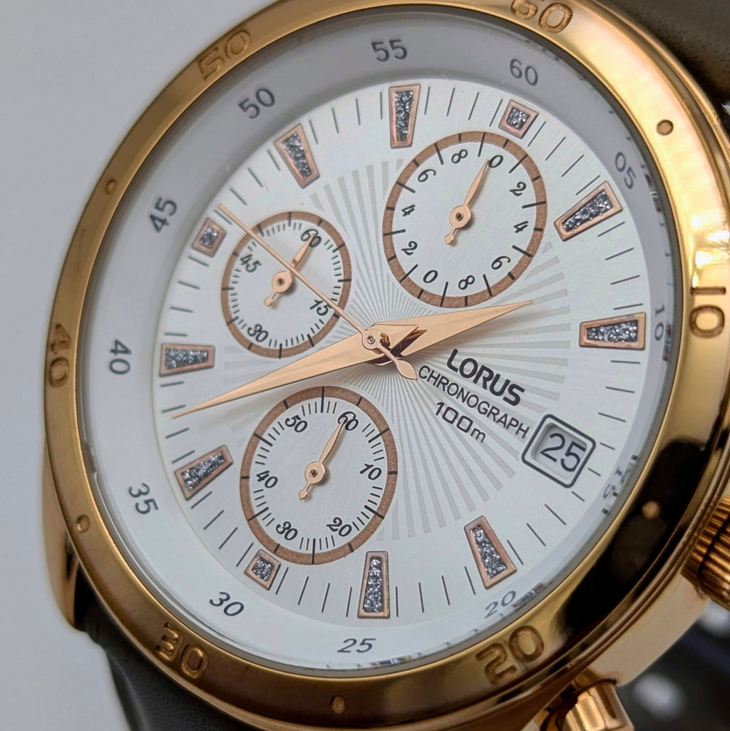 Lorus Chronograph Quartz Watch - Bezel & Hide