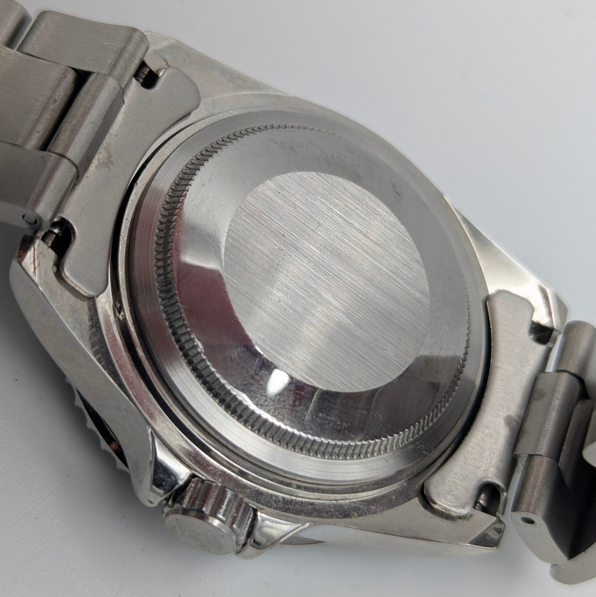Ricecgo Submariner-Style Quartz Diver — Bold Diver Looks, Sold Naked - Bezel & Hide