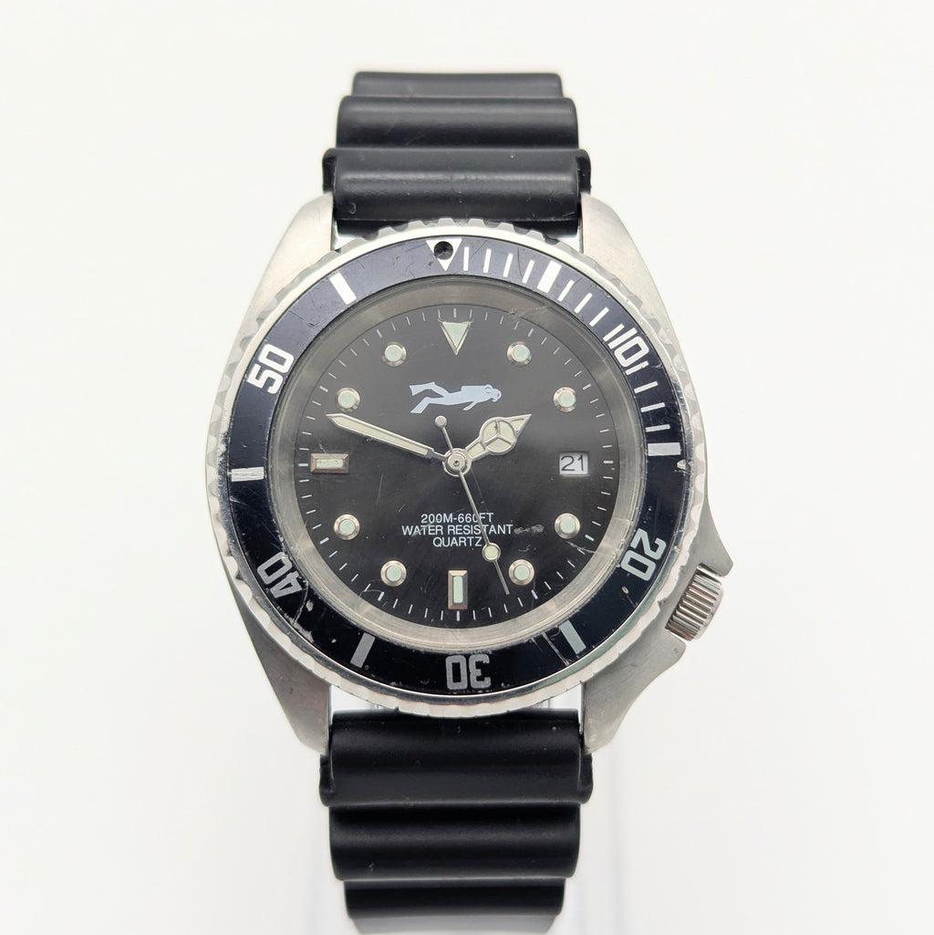 M&M Diving Technology (Dirty Divers) Dive Watch - Bezel & Hide