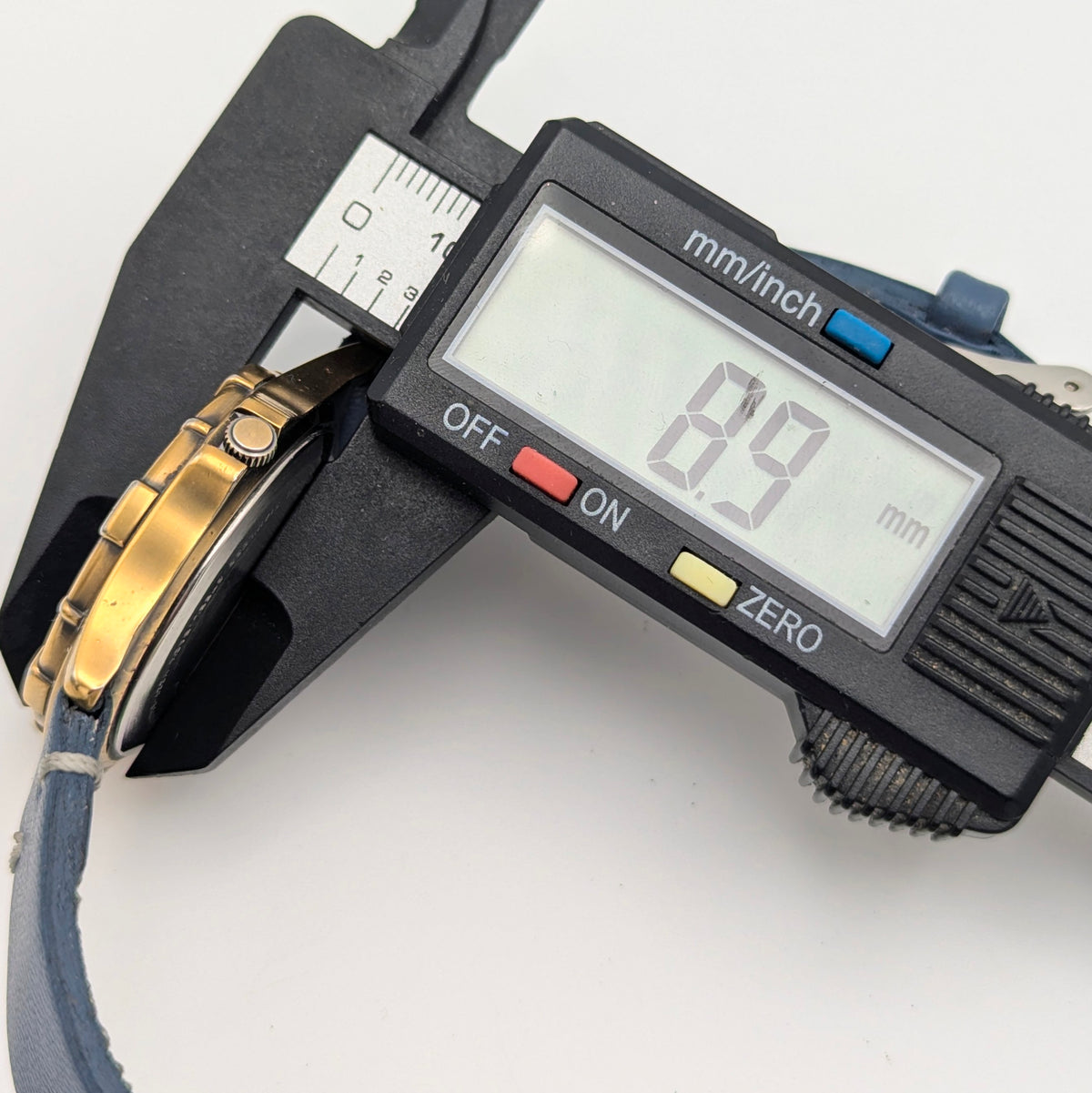 Alba Field Gear V33F-6A80 Triple Calendar Watch – Gold Tone, Dark Dial