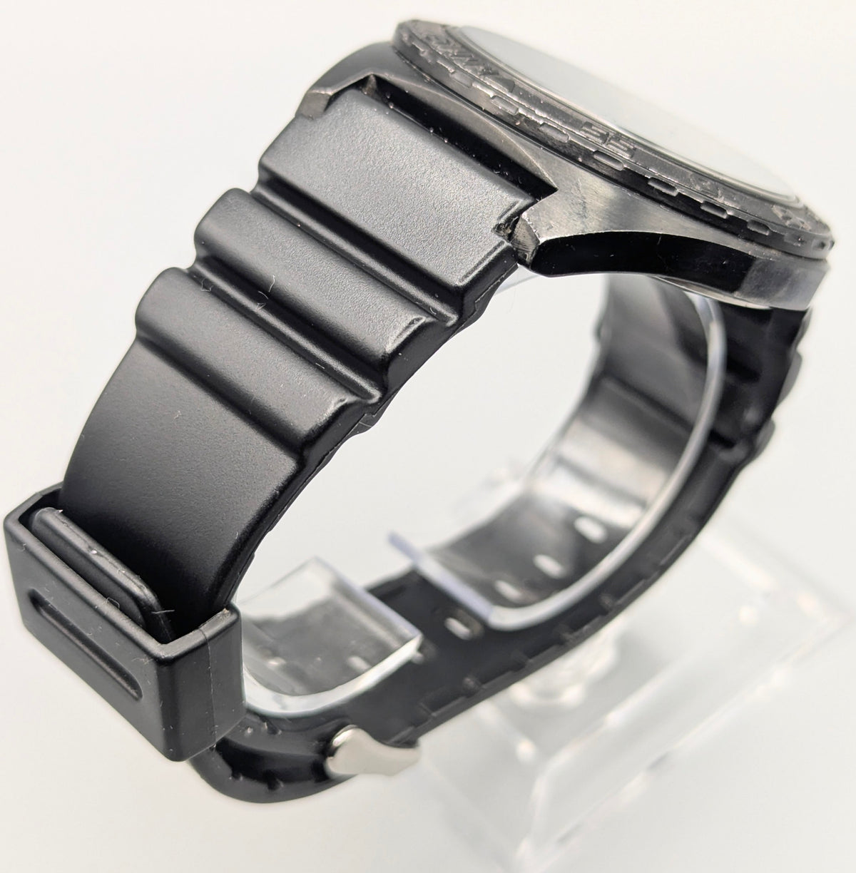 Pulsar YA12-X128 Sport Men's Watch — Black, Green Dial, 45mm, 100m - Bezel & Hide