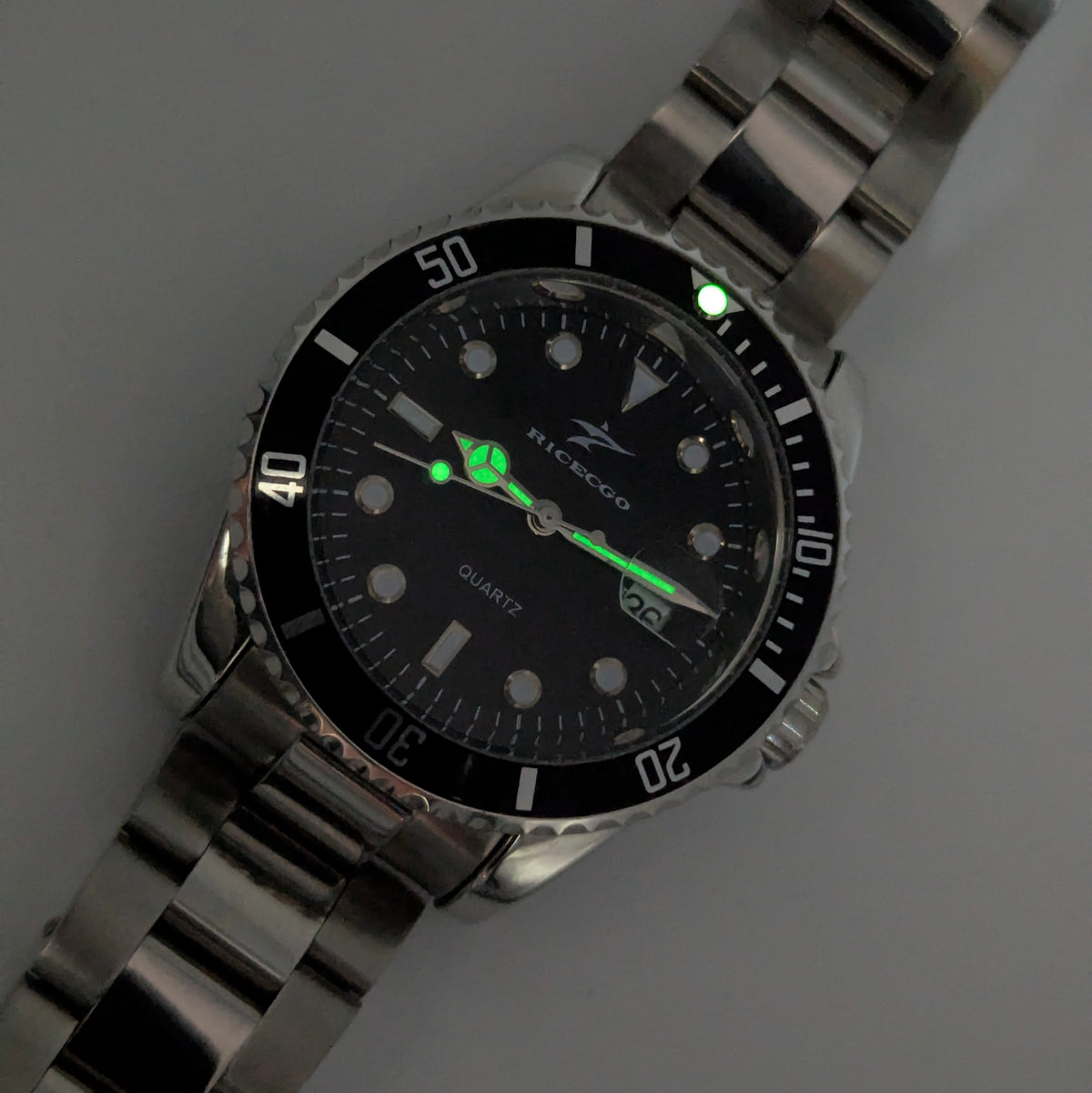 Ricecgo Submariner-Style Quartz Diver — Bold Diver Looks, Sold Naked - Bezel & Hide