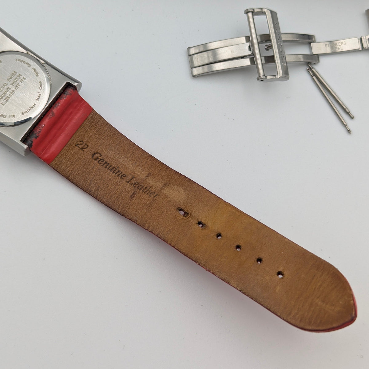 Mondaine Official Swiss Railways Watch L 30 388 OT 7S — Cushion Square, White Dial, Red Leather Strap - Bezel & Hide