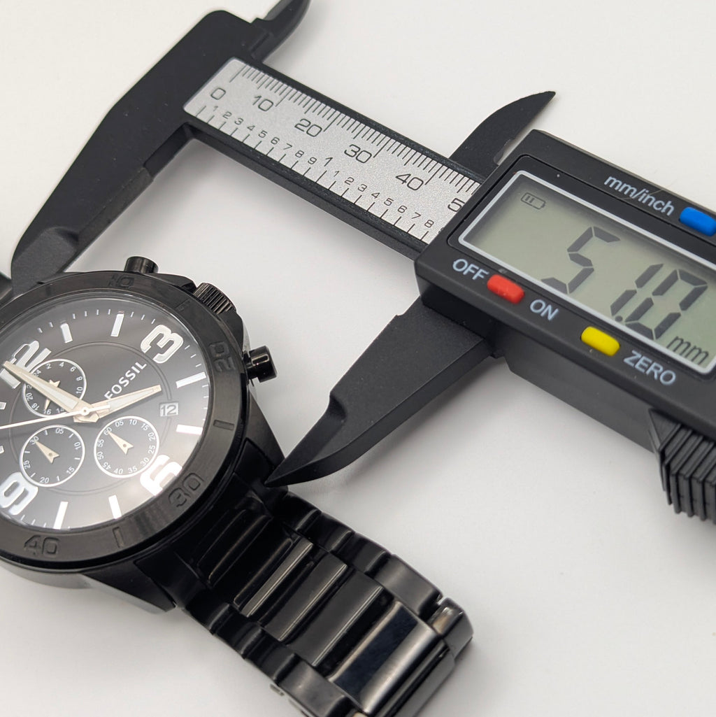 Fossil BQ2184 Quartz Chronograph — Black Dial, Gunmetal-Tone Bracelet, Tin & Spare Links - Bezel & Hide