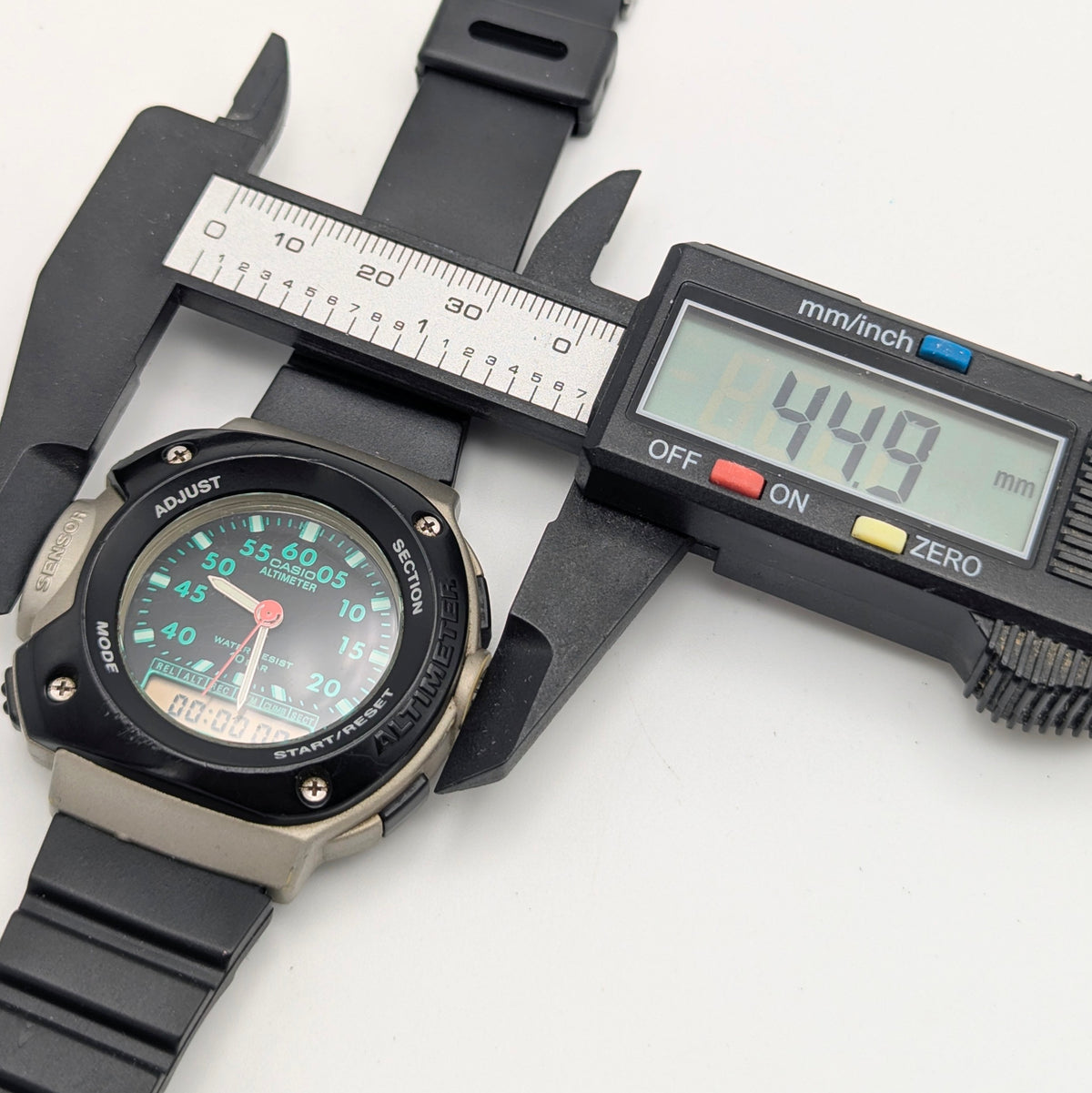 Casio APX-100 Altimeter — A Rare 90s Outdoor Sensor Watch, Sold Naked - Bezel & Hide