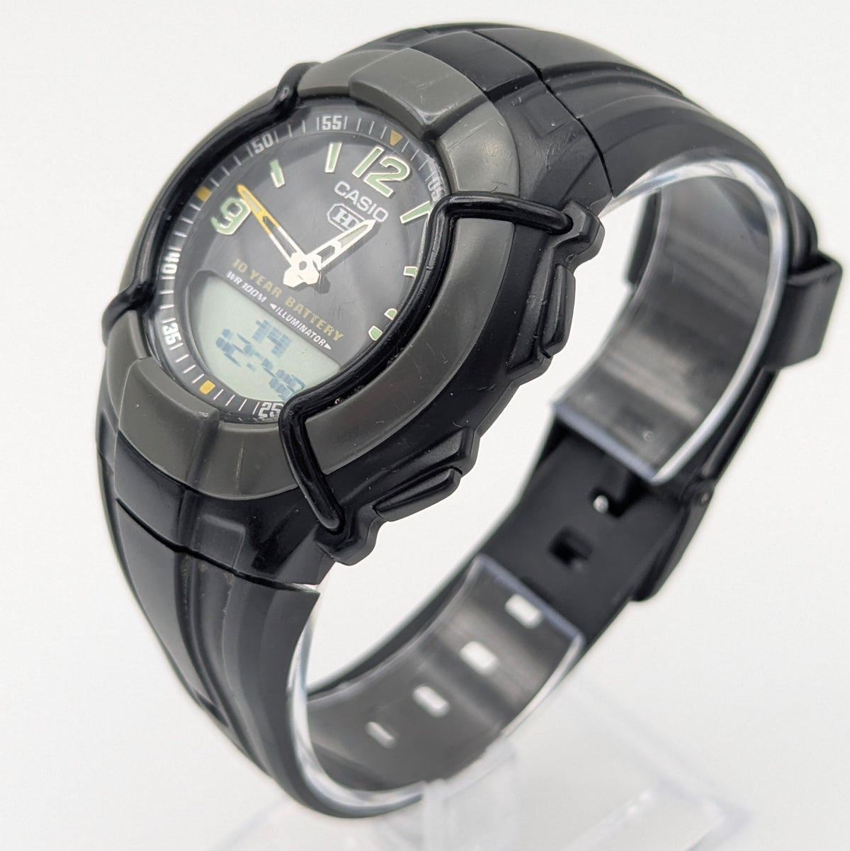 Casio ana/digital watch - Bezel & Hide