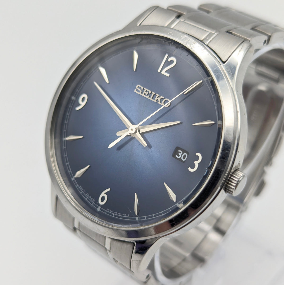 Seiko 7N42 Blue Sunburst Dial Men's Watch — Sold Naked - Bezel & Hide