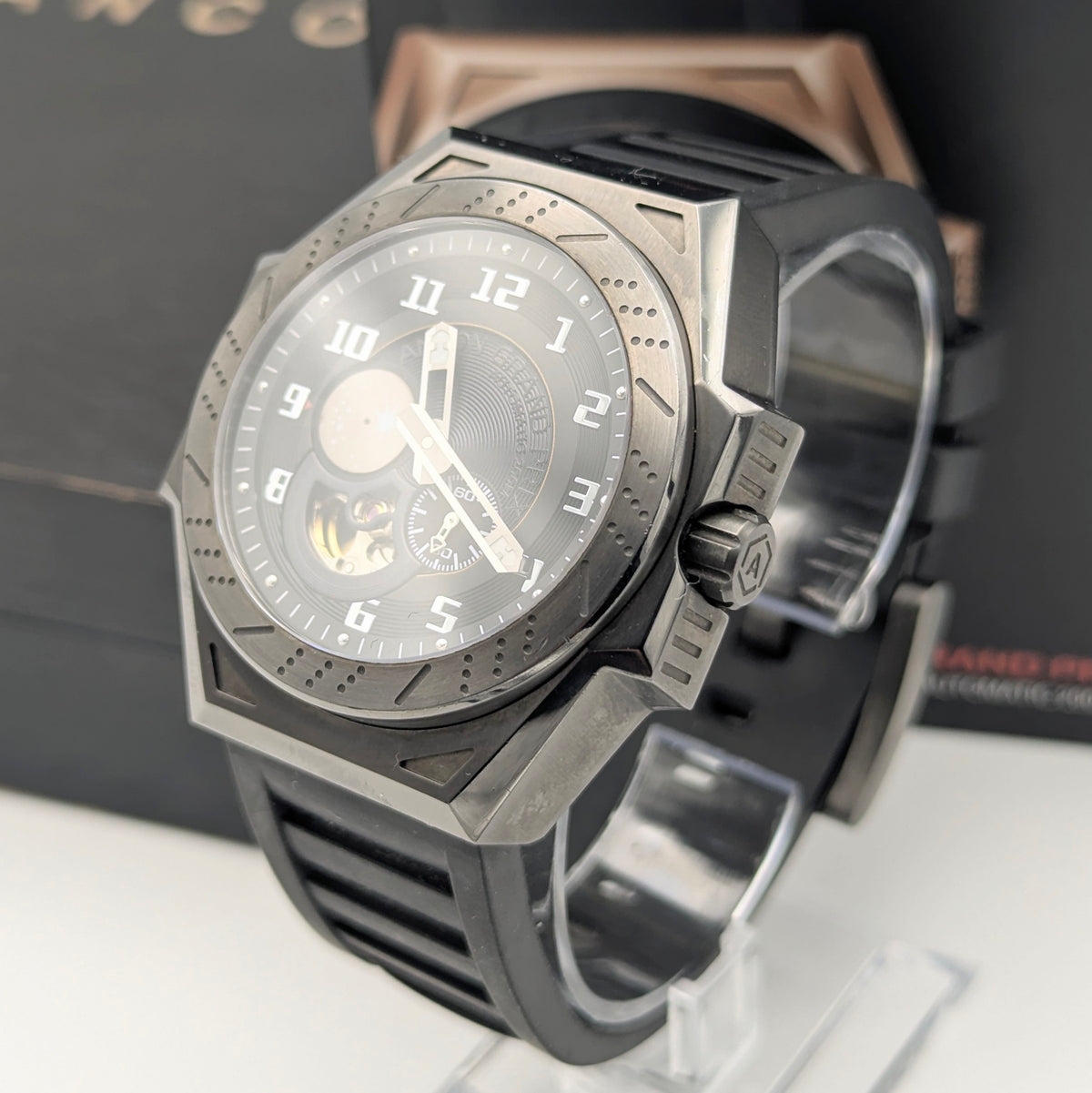 Ancon Grand Prix GP104-0045 Automatic Men's Watch — Gunmetal Black, 47mm, 200m - Bezel & Hide