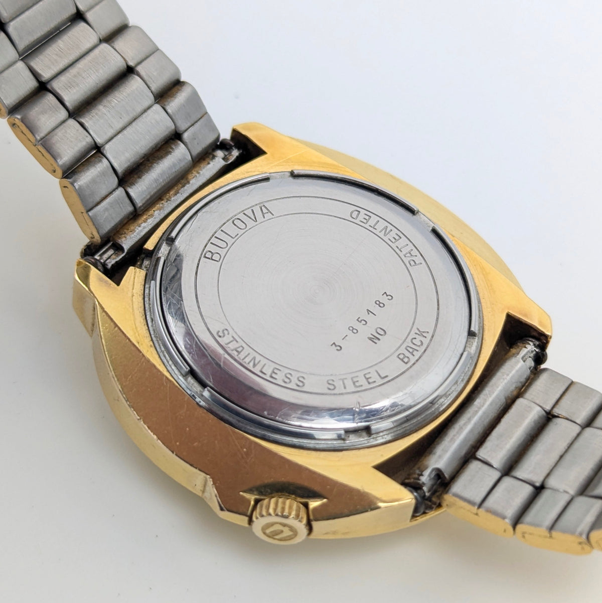 Bulova Accutron Safirglas Vintage Day-Date Watch – Circa 1970, Gold-Tone