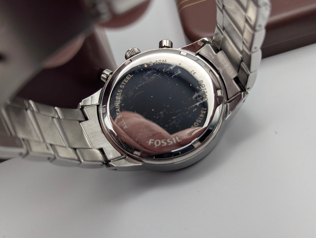 Fossil BQ1740 Chronograph — White Dial, Stainless Steel Bracelet, Tin & Spare Links - Bezel & Hide