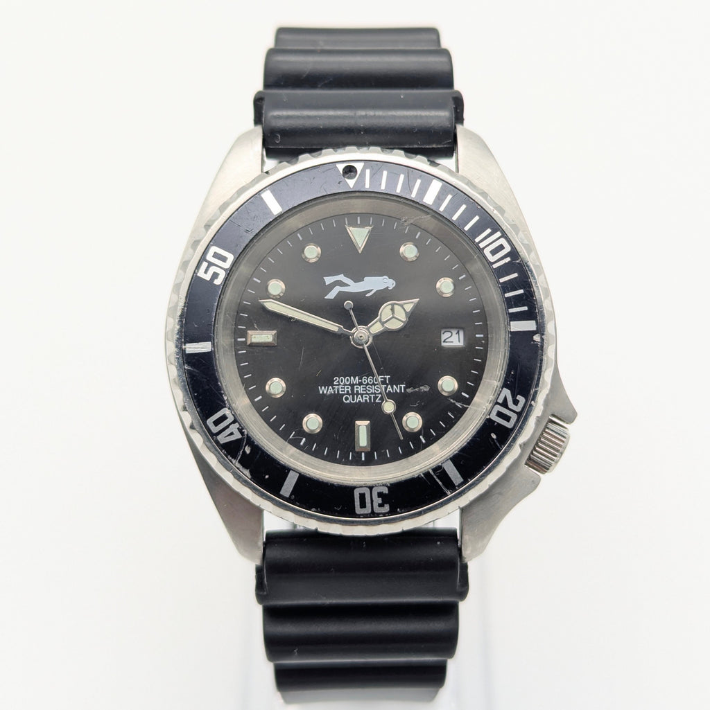 M&M Diving Technology (Dirty Divers) Dive Watch - Bezel & Hide