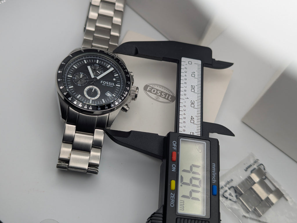 Fossil CH2600 Chronograph — Black Dial, Stainless Steel Bracelet, Box & Spare Links - Bezel & Hide