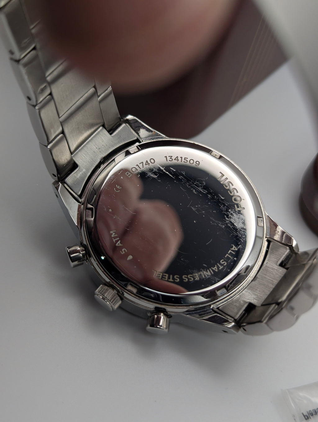 Fossil BQ1740 Chronograph — White Dial, Stainless Steel Bracelet, Tin & Spare Links - Bezel & Hide